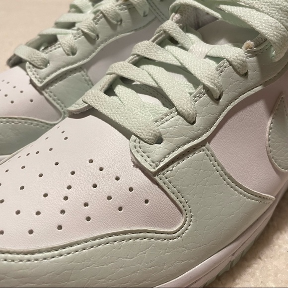 NEVER WORN Nike Dunk Low Next Nature White/Mint 🌿 DN1431-102 - Picture 10 of 13
